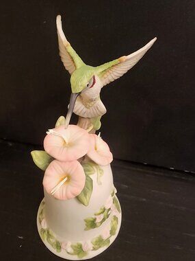 Hummingbird Bell Figurine Porcelain 6” Seymour Mann Connoisseur Collection